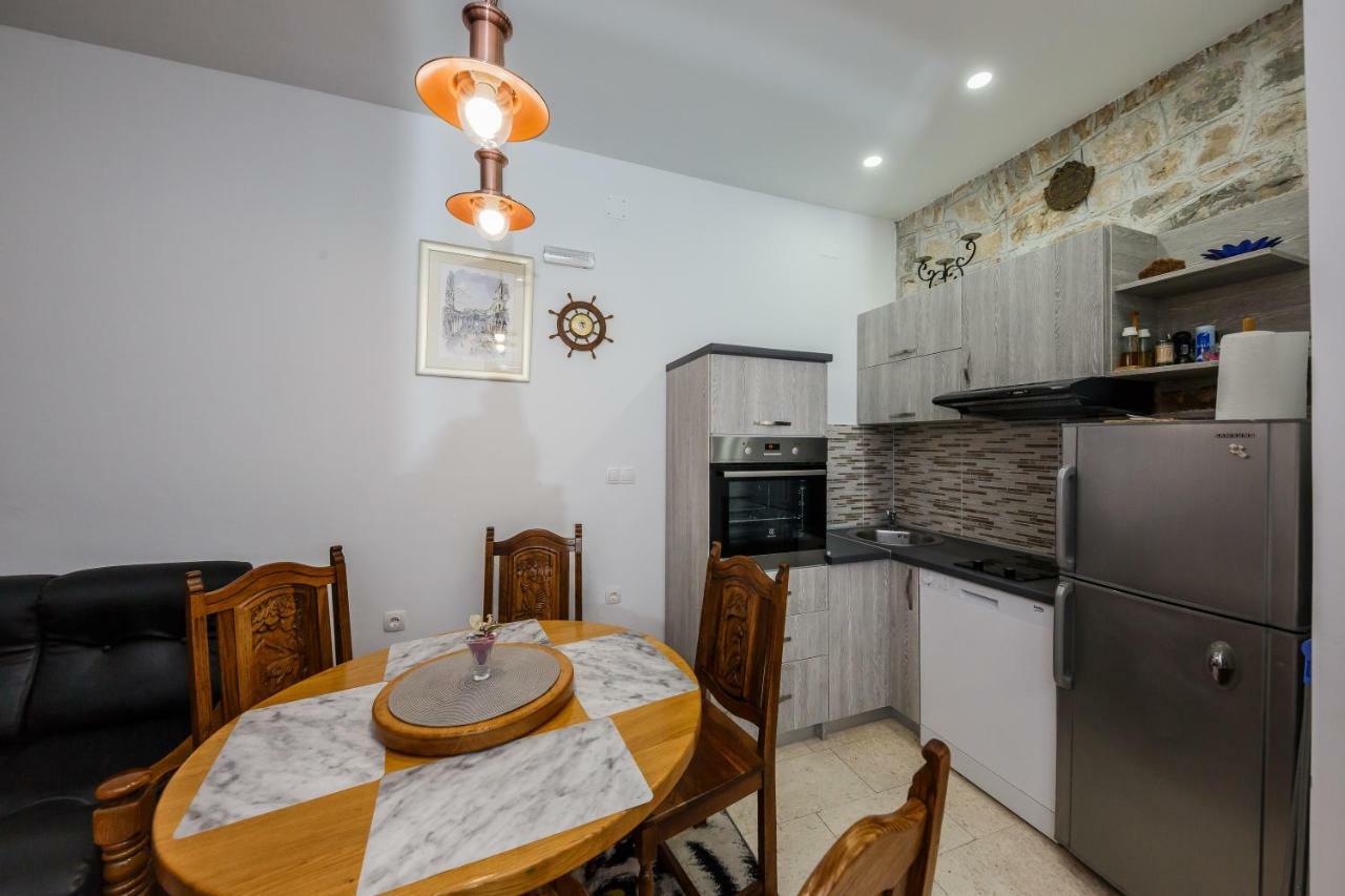 Apartman Lavanda Kastela Ngoại thất bức ảnh