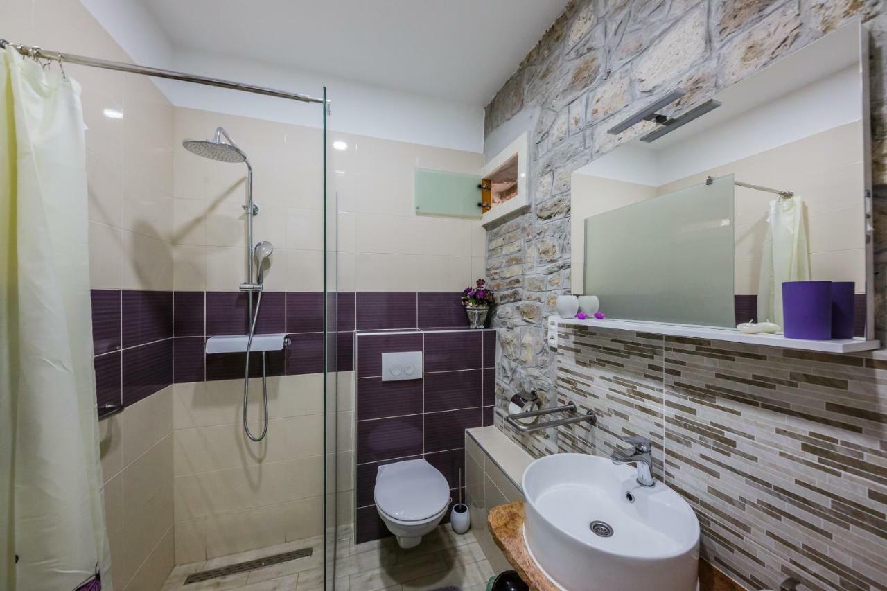 Apartman Lavanda Kastela Ngoại thất bức ảnh